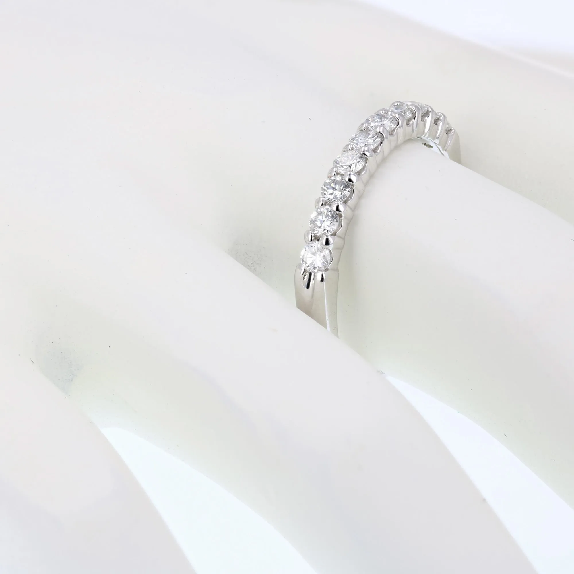 10 Stone Diamond Wedding Band