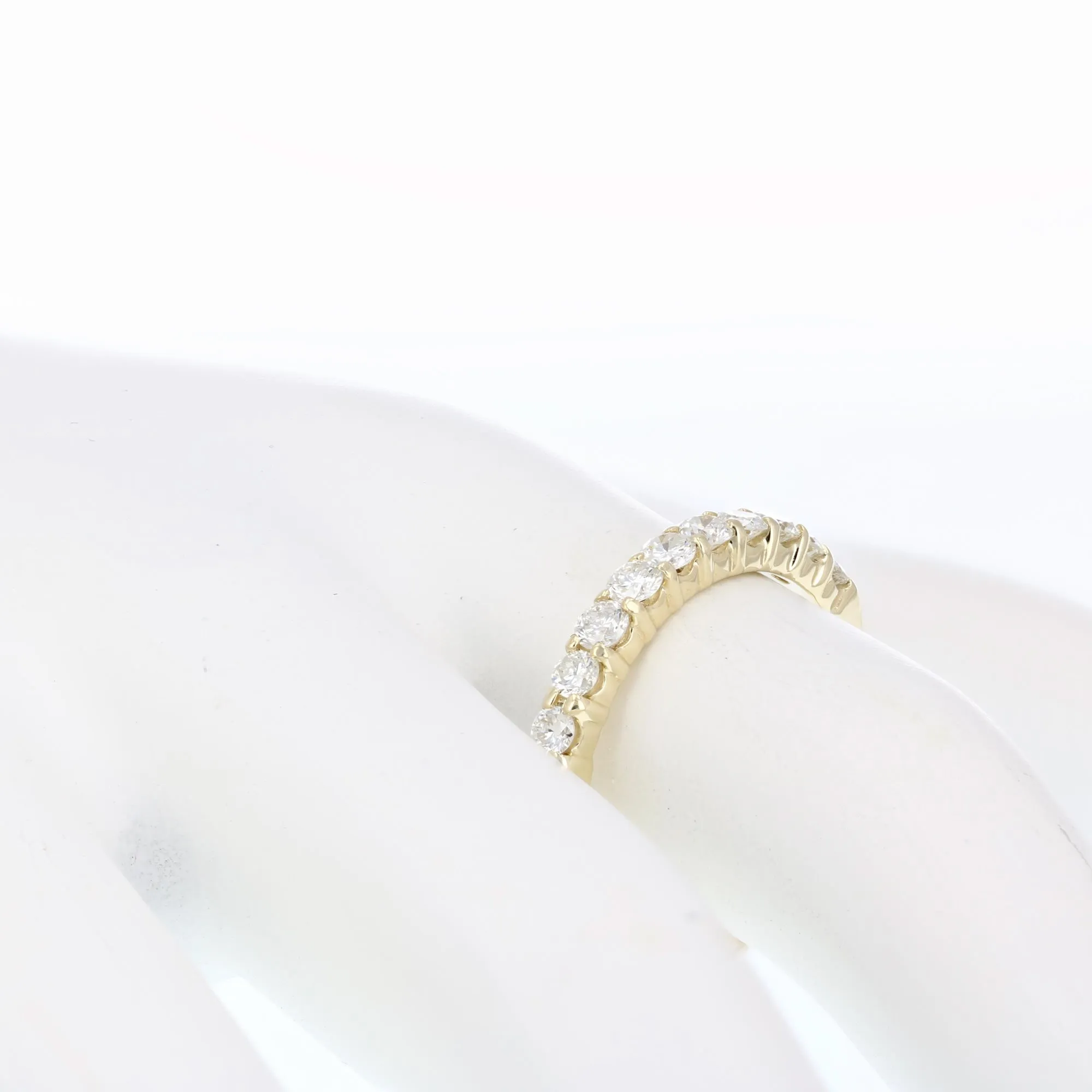 10 Stone Diamond Wedding Band