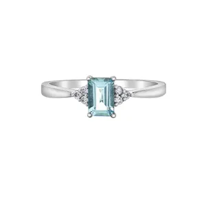 10K White Gold 6X4MM Aquamarine 0.06TDW Gemstone Ring