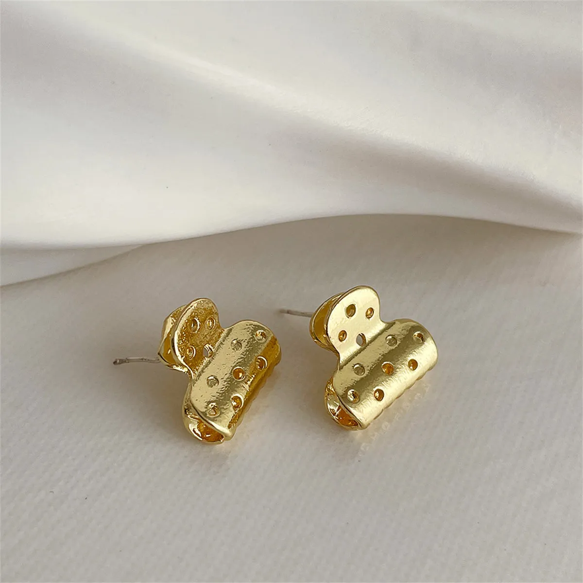 18K Gold-Plated File Clip Stud Earrings