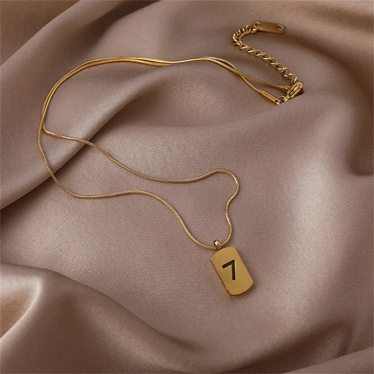 18K Gold-Plated Seven Days Nice Week Pendant Necklace