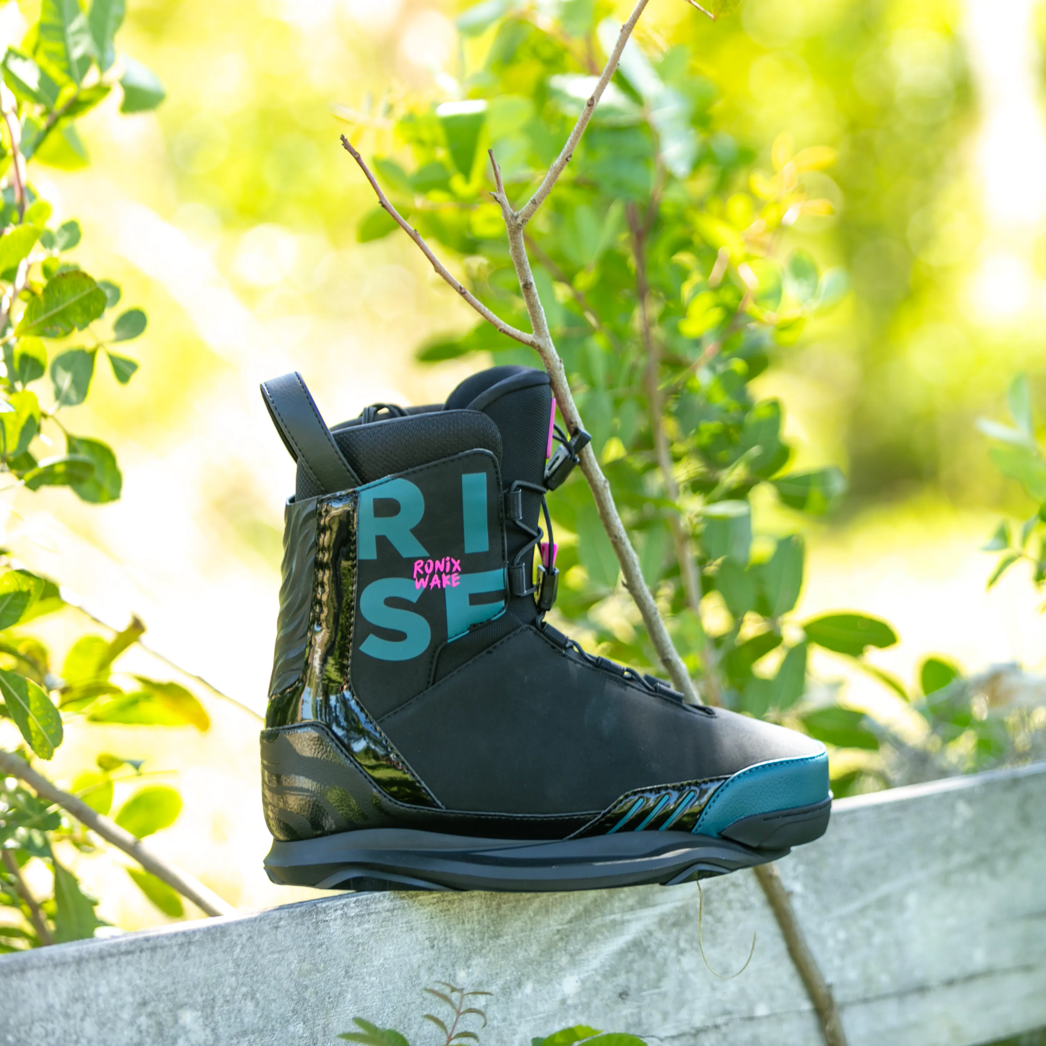 2025 Ronix Rise Intuition Wakeboard Bindings
