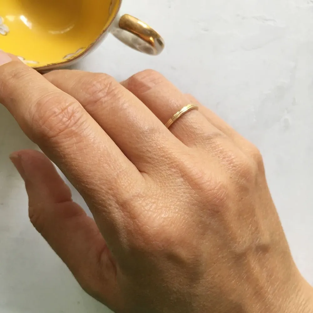 2mm Ridge Ring