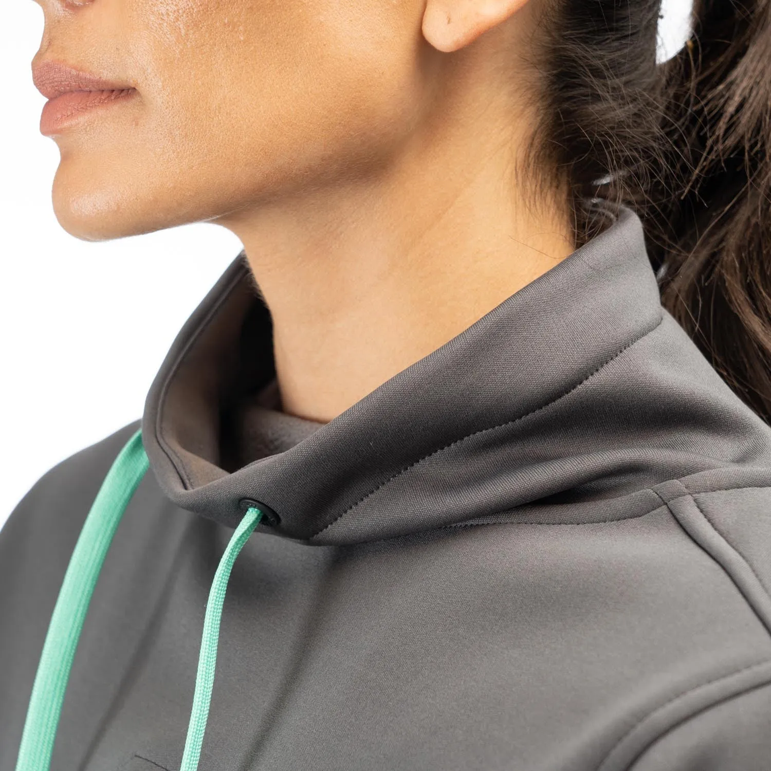 Accelerate Women's Pullover