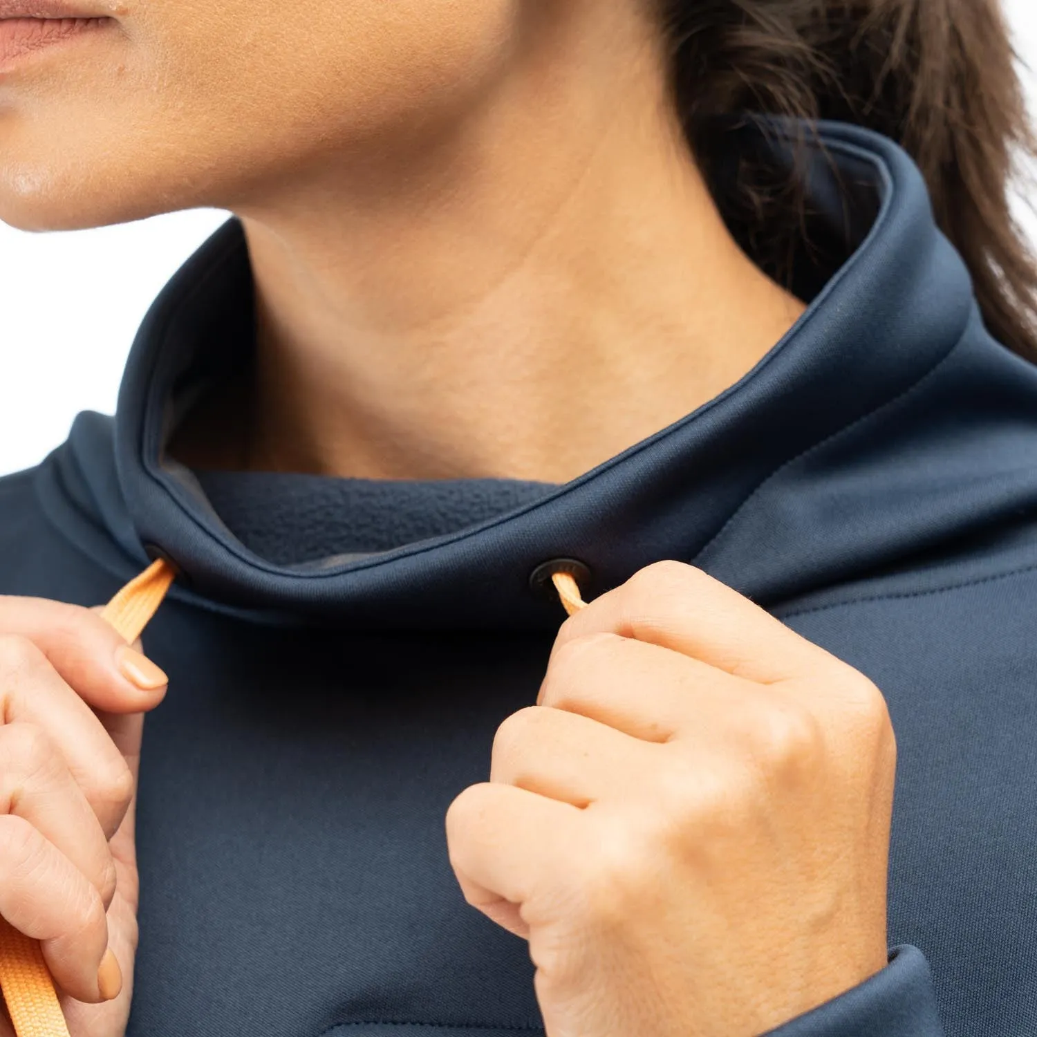 Accelerate Women's Pullover