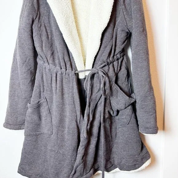Anthropologie Saturday/Sunday Soft Gray Robe Sherpa sz L