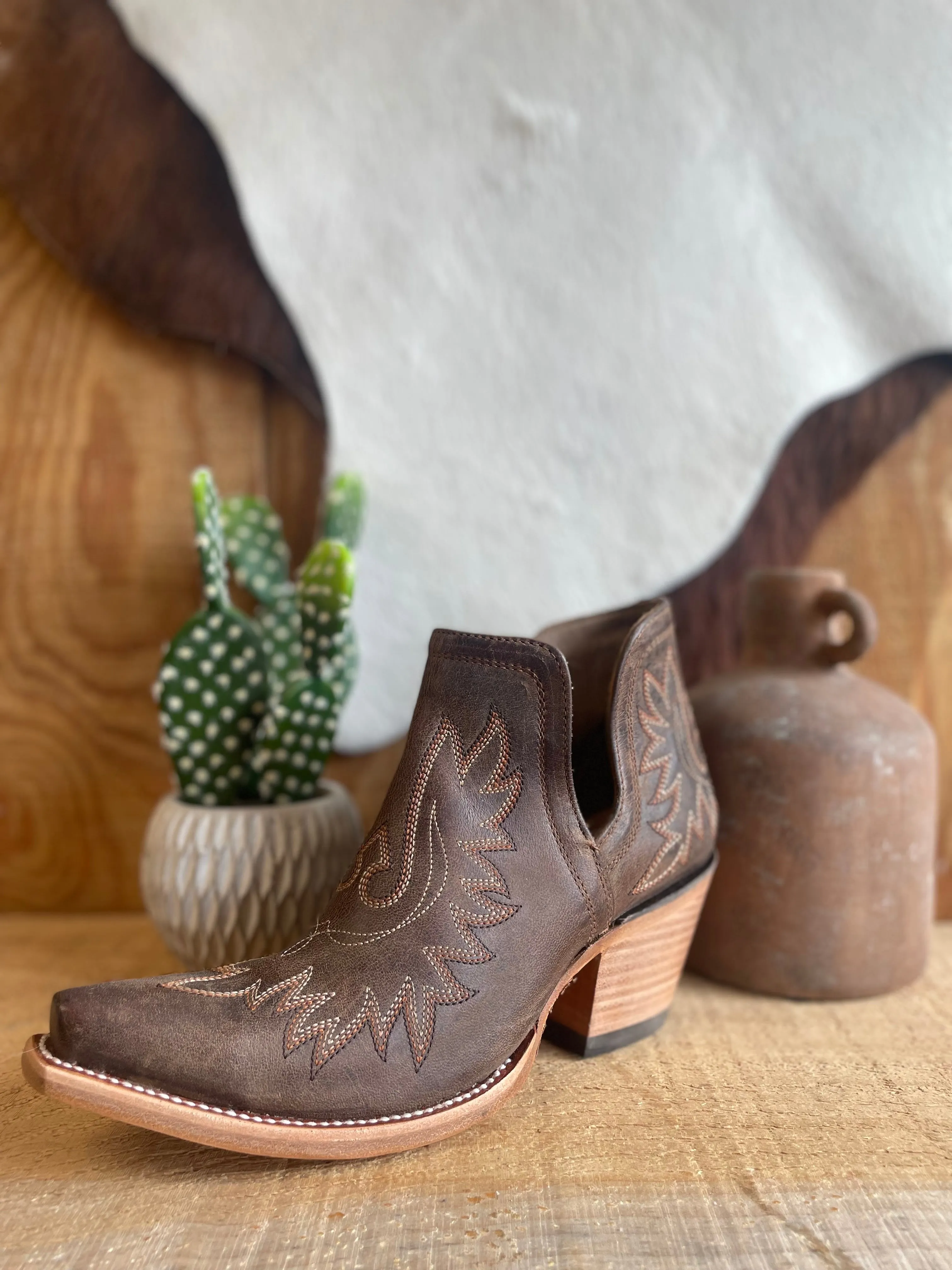Ariat Womens Dixon Weathered Brown