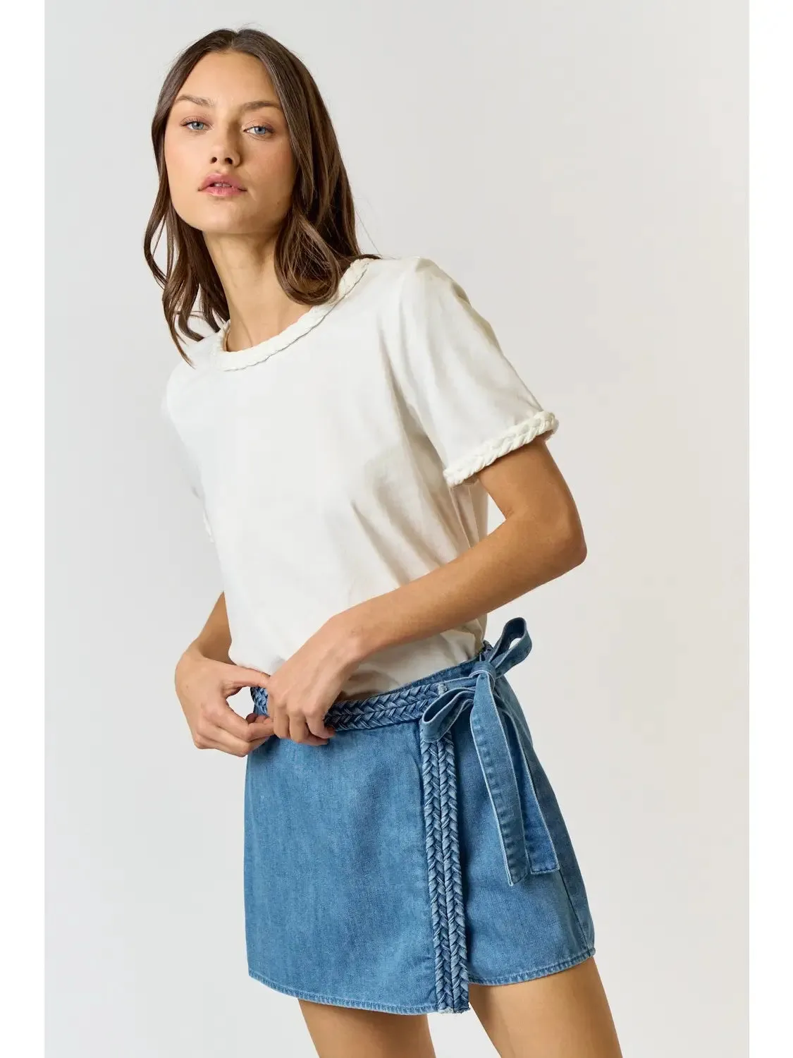 Braid Detail Top {White}