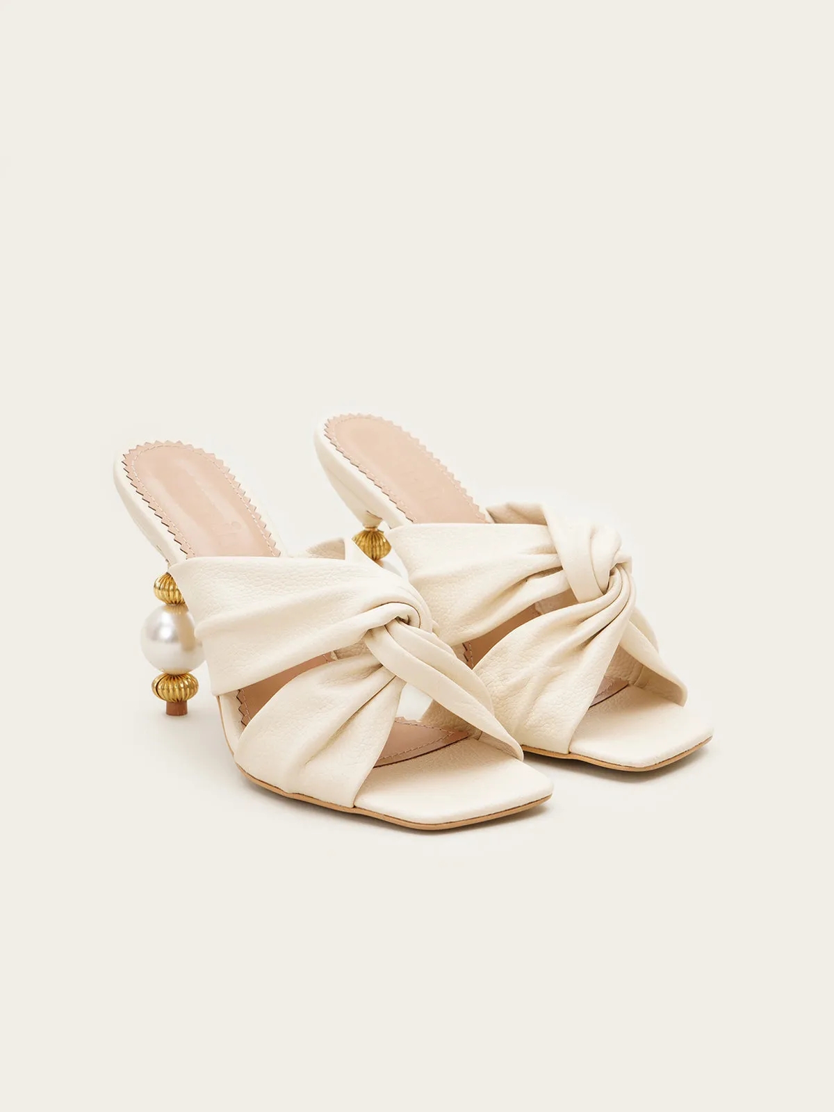Camelia Lys Sandals