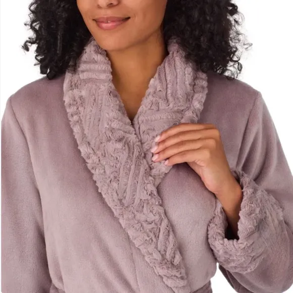Carole Hochman Women's Shawl Collar Plush Robe Violet Soft Fleece w/ Sherpa Trim
