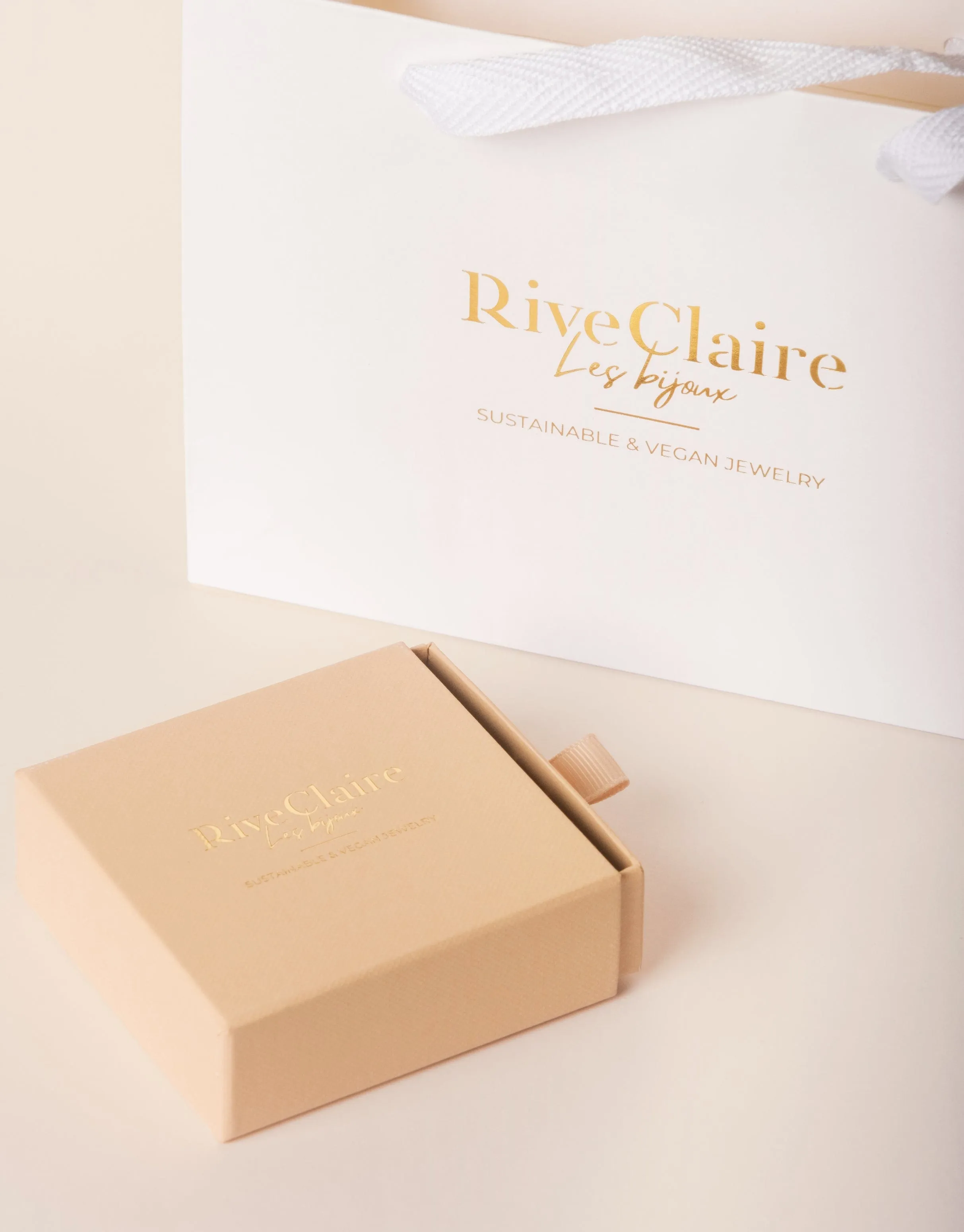 Charlotte 24ct Gold Plated Stud Earrings | Black & Gold