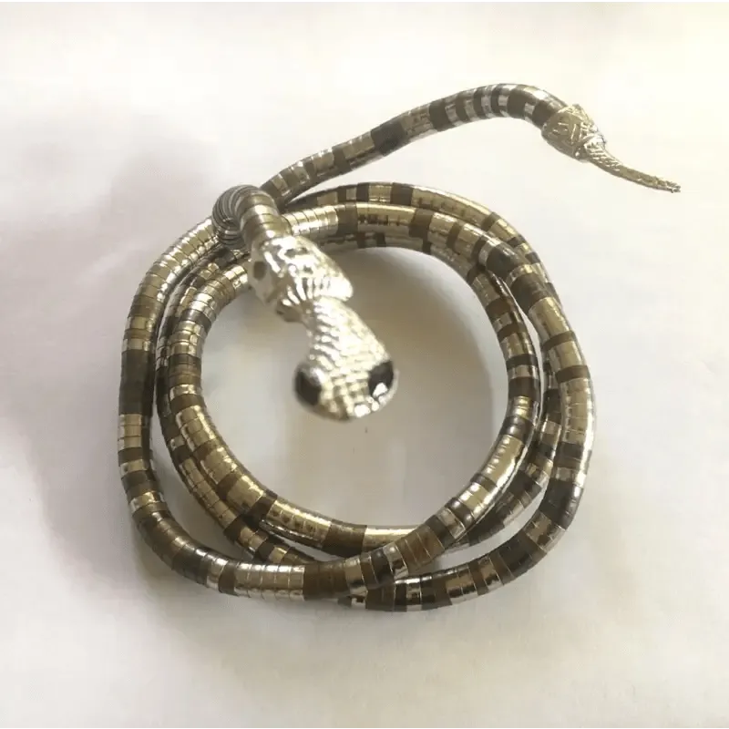 Classy Collar Alloy Necklace with 6mm*900mm Chain & Eye-Catching Designs