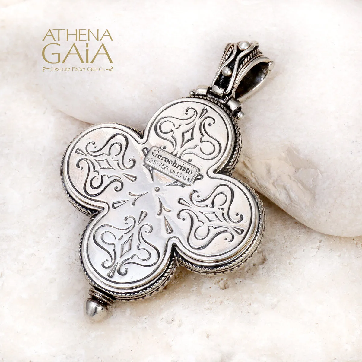 Clover Locket