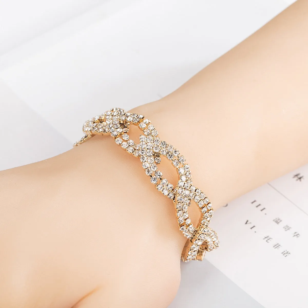 Cubic Zirconia & 18K Gold-Plated Crossing Line Bracelet