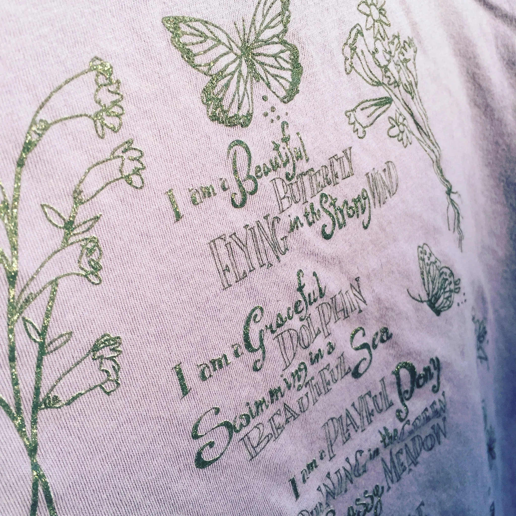 GWENDOLYN'S POEM WOMEN'S TEE