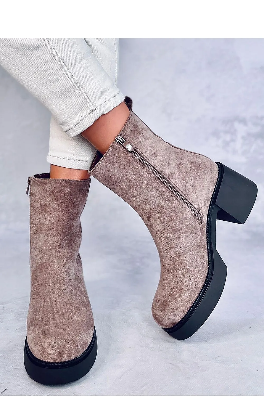 Heel boots