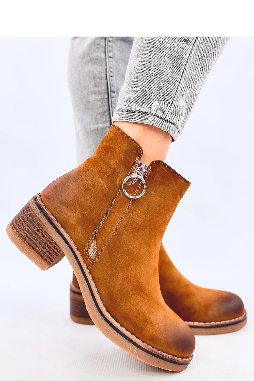 Heel boots