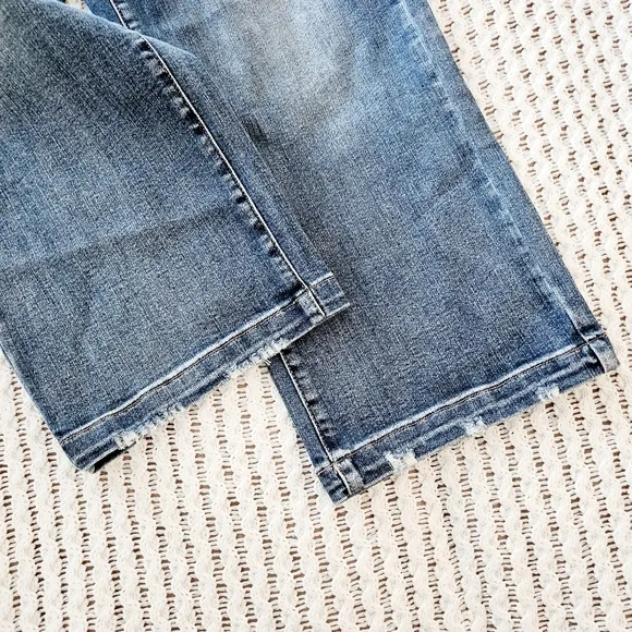 Judy Blue High Rise Vintage Wash Wide Leg Cropped Jeans Stretch Classic 11/30