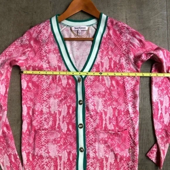 JUICY COUTURE pink python print wool cardigan S