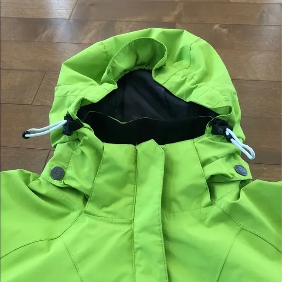 Killtec Women's Waterproof, windproof &amp; breedable JacketSize 8  (38)