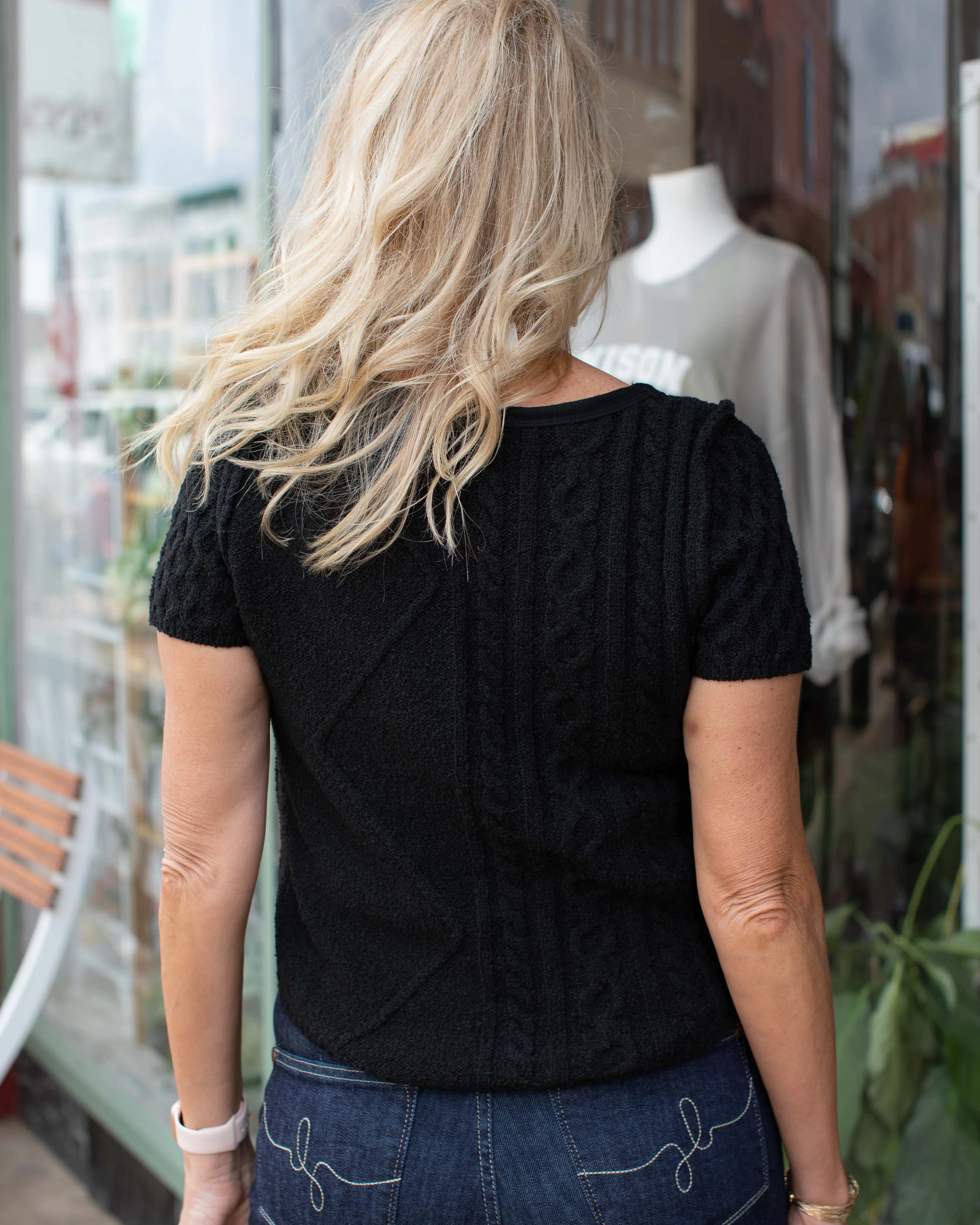 LUSH LIFE CABLE KNIT TEXTURED SWEATER - BLACK
