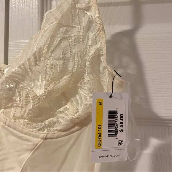 New Calvin Klein Women's Perfectly Fit Iris Lace Bodysuit