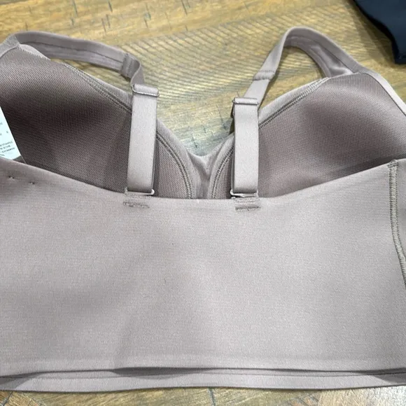Nike Alate Minimalist Sports Bra - S (C-E) - NWT