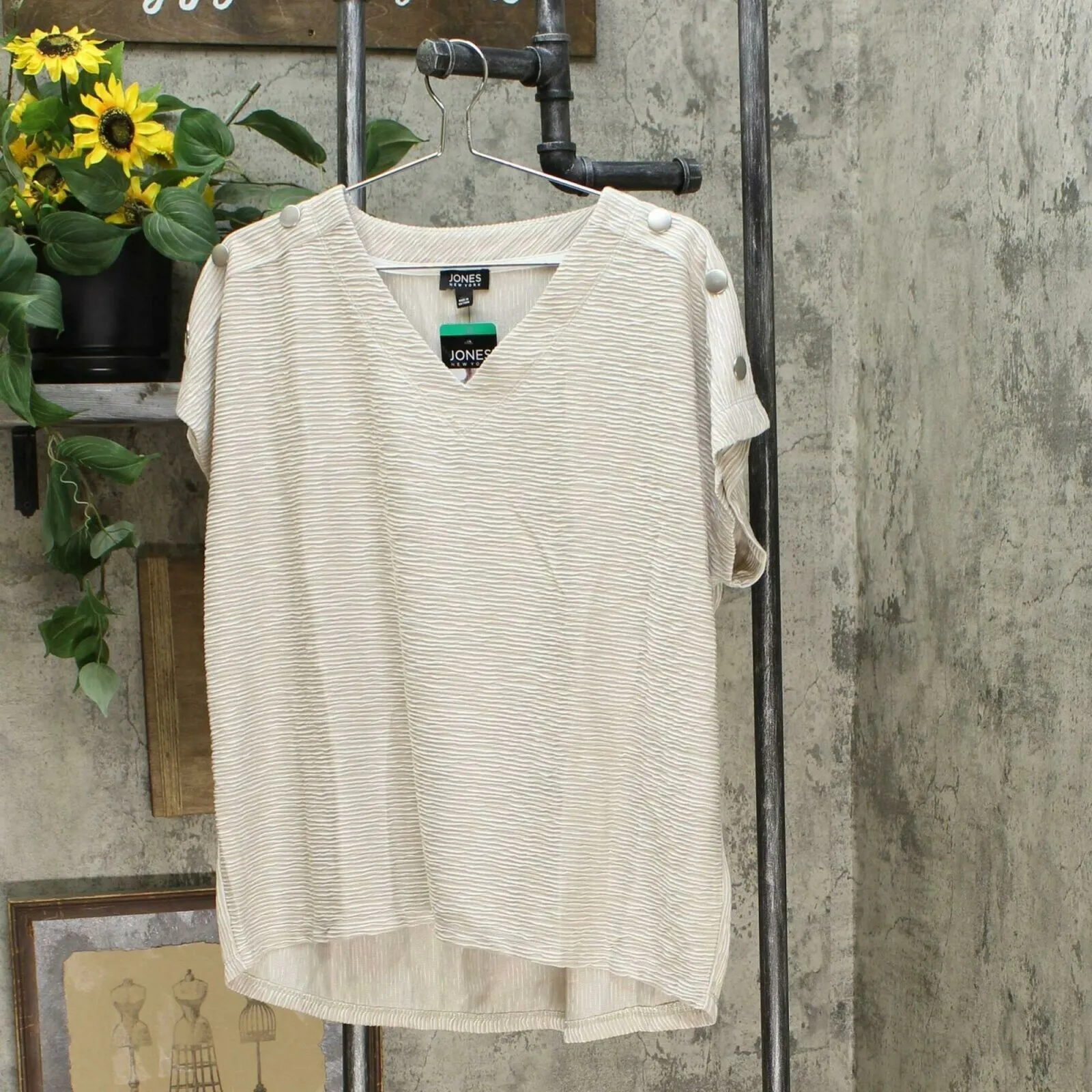 NWT Jones New York Women's V-Neck Textured Popover Top. 1400364 M