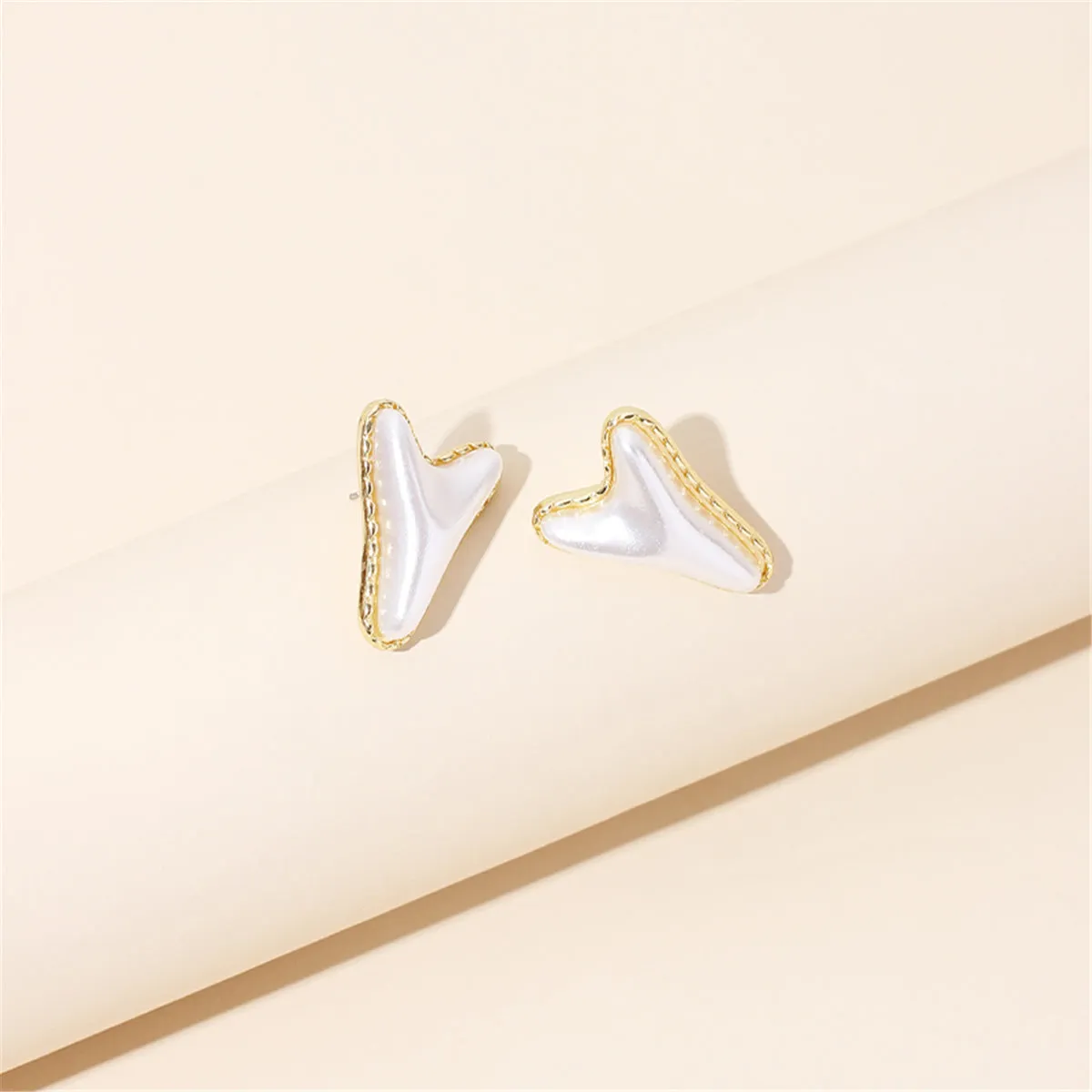 Pearl & 18K Gold-Plated Arrow Stud Earrings