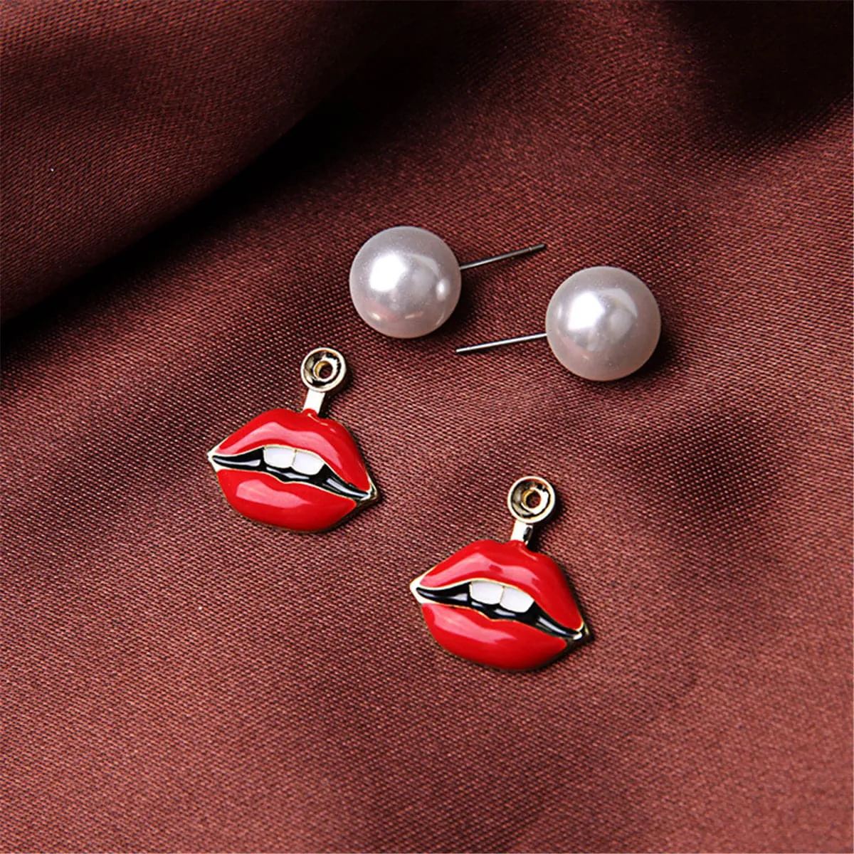 Pearl & 18K Gold-Plated Lips Stud Earrings