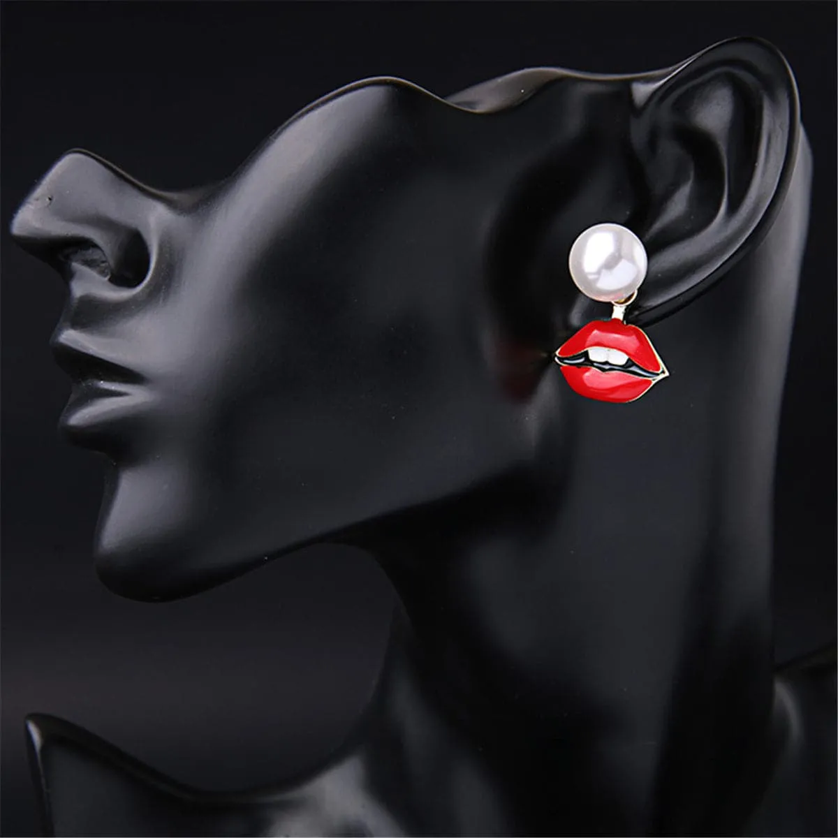 Pearl & 18K Gold-Plated Lips Stud Earrings
