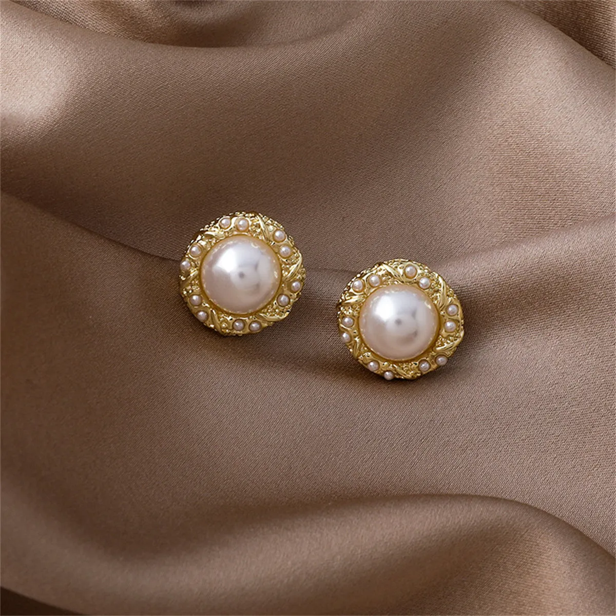 Pearl & 18K Gold-Plated Round Stud Earrings