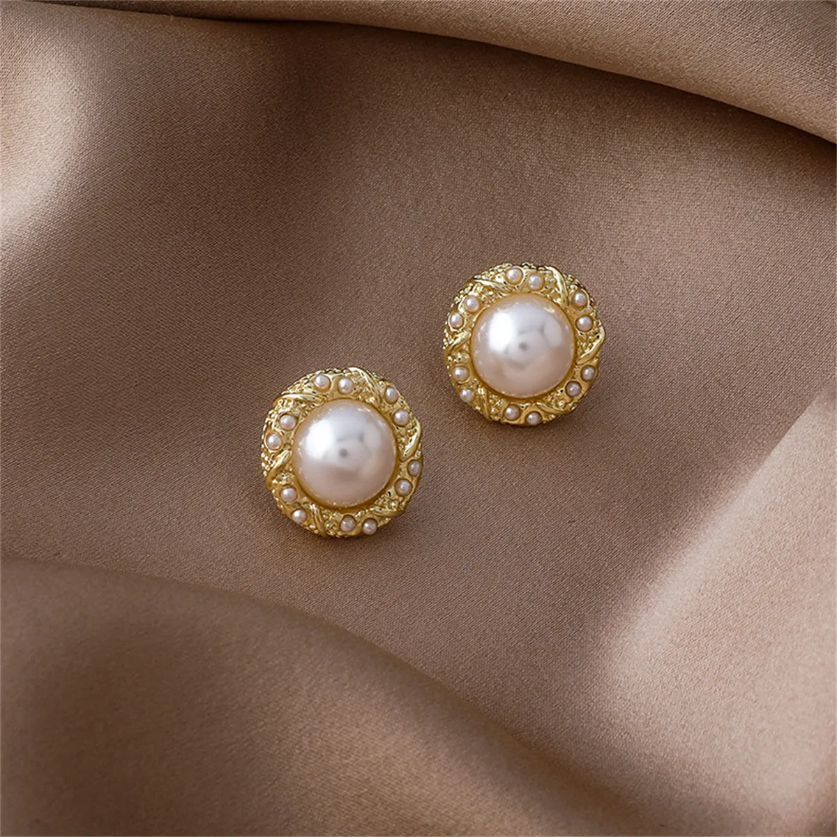 Pearl & 18K Gold-Plated Round Stud Earrings