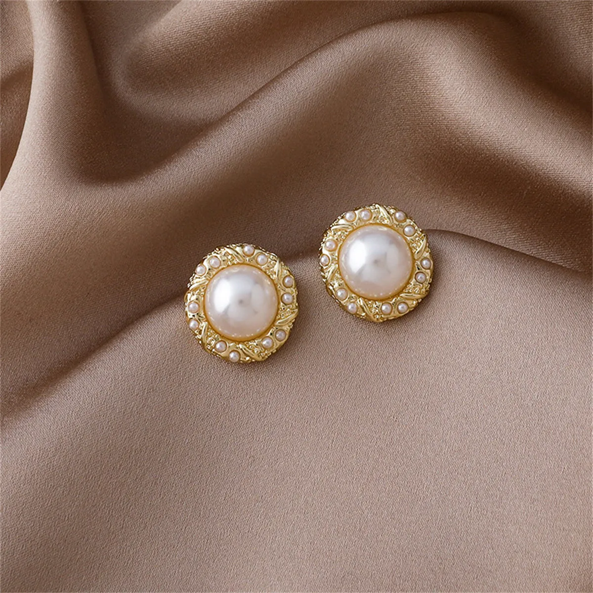 Pearl & 18K Gold-Plated Round Stud Earrings