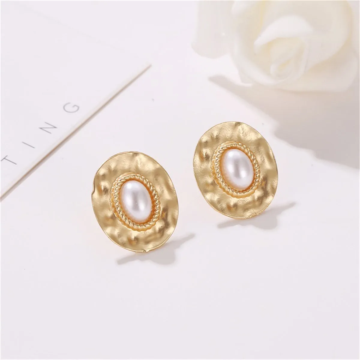 Pearl & 18K Gold-Plated Textured Oval Stud Earrings