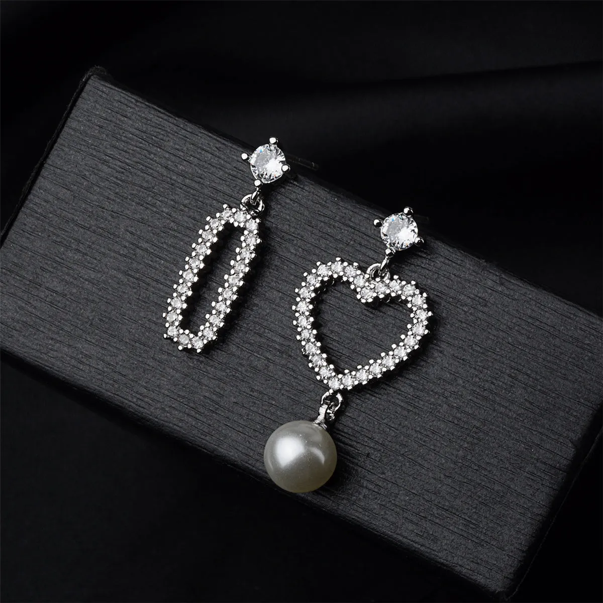 Pearl & Cubic Zirconia Silver-Plated Heart & Oblong Drop Earrings