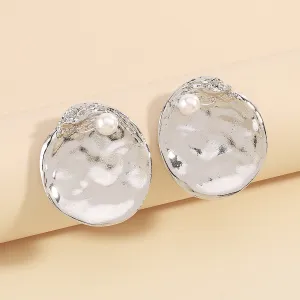 Pearl & Silver-Plated Textured Round Stud Earrings