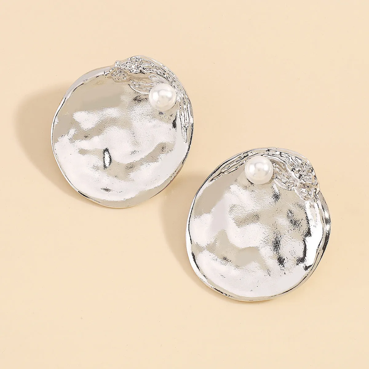 Pearl & Silver-Plated Textured Round Stud Earrings