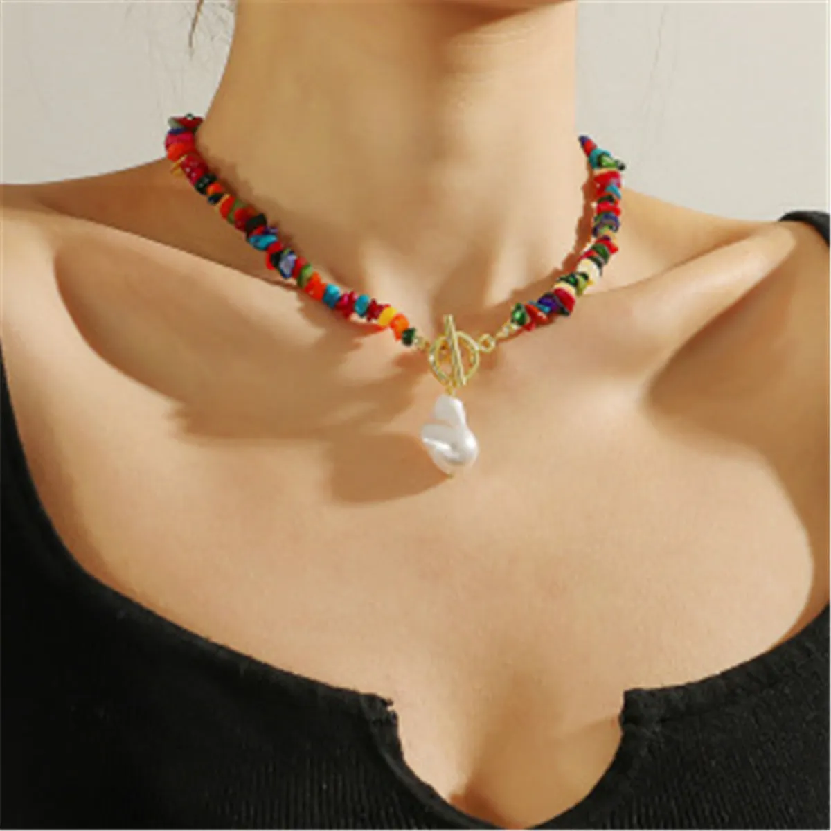 Red Multicolor Resin & Pearl Irregular Stone Pendant Necklace