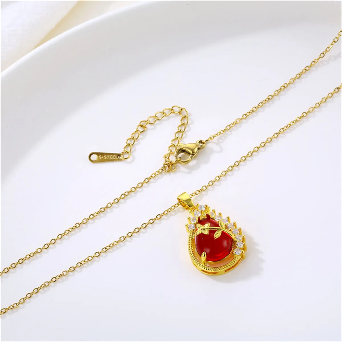 Red Quartz & 18K Gold-Plated Botanical Drop Pendant Necklace
