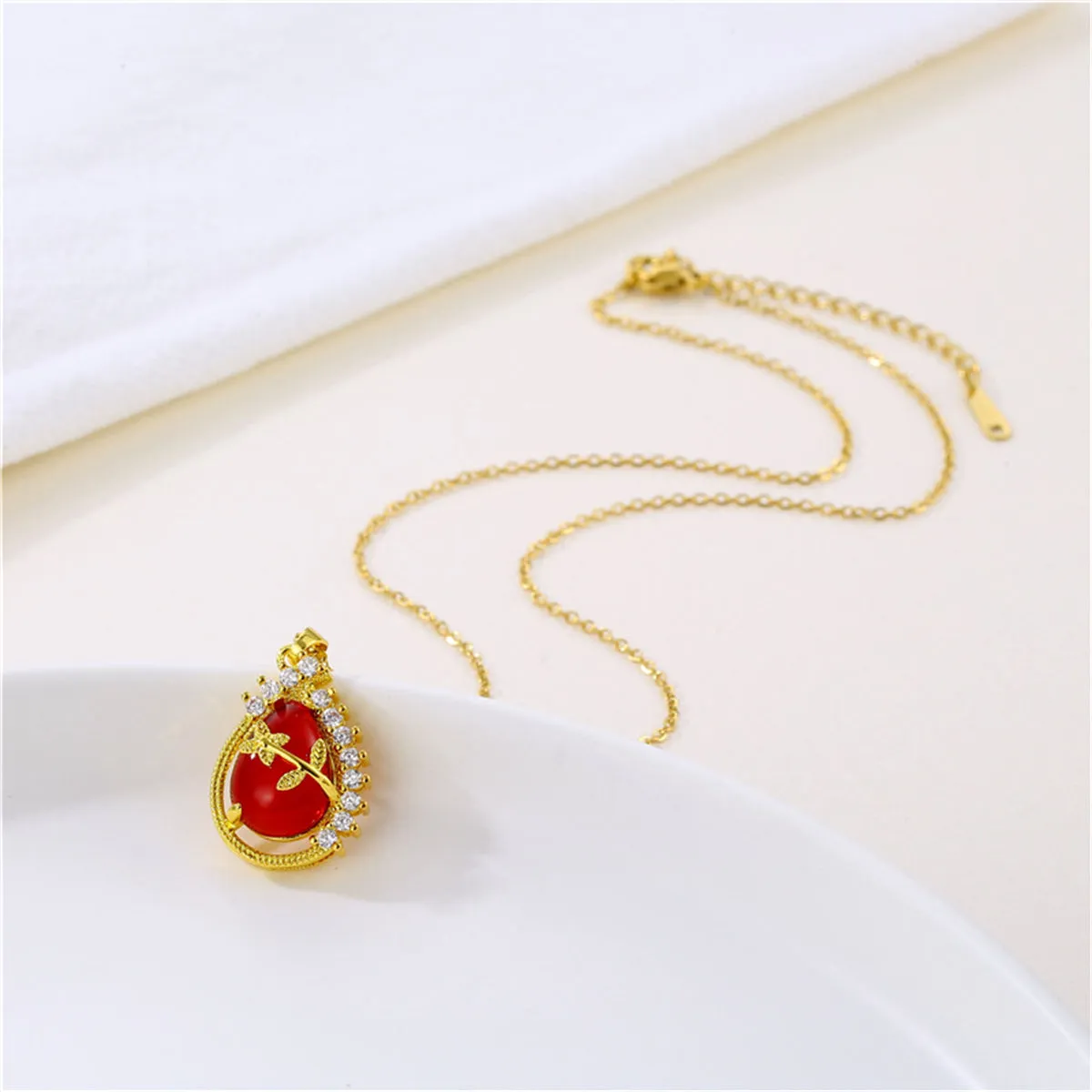 Red Quartz & 18K Gold-Plated Botanical Drop Pendant Necklace