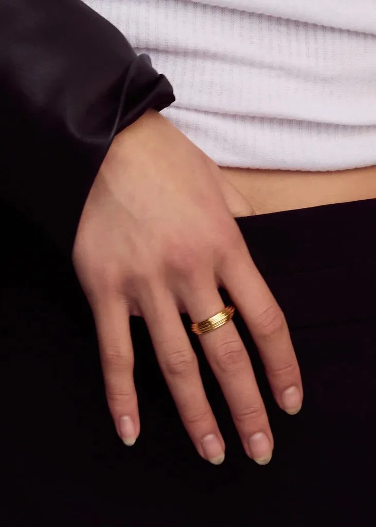 Remy Ridged Ring