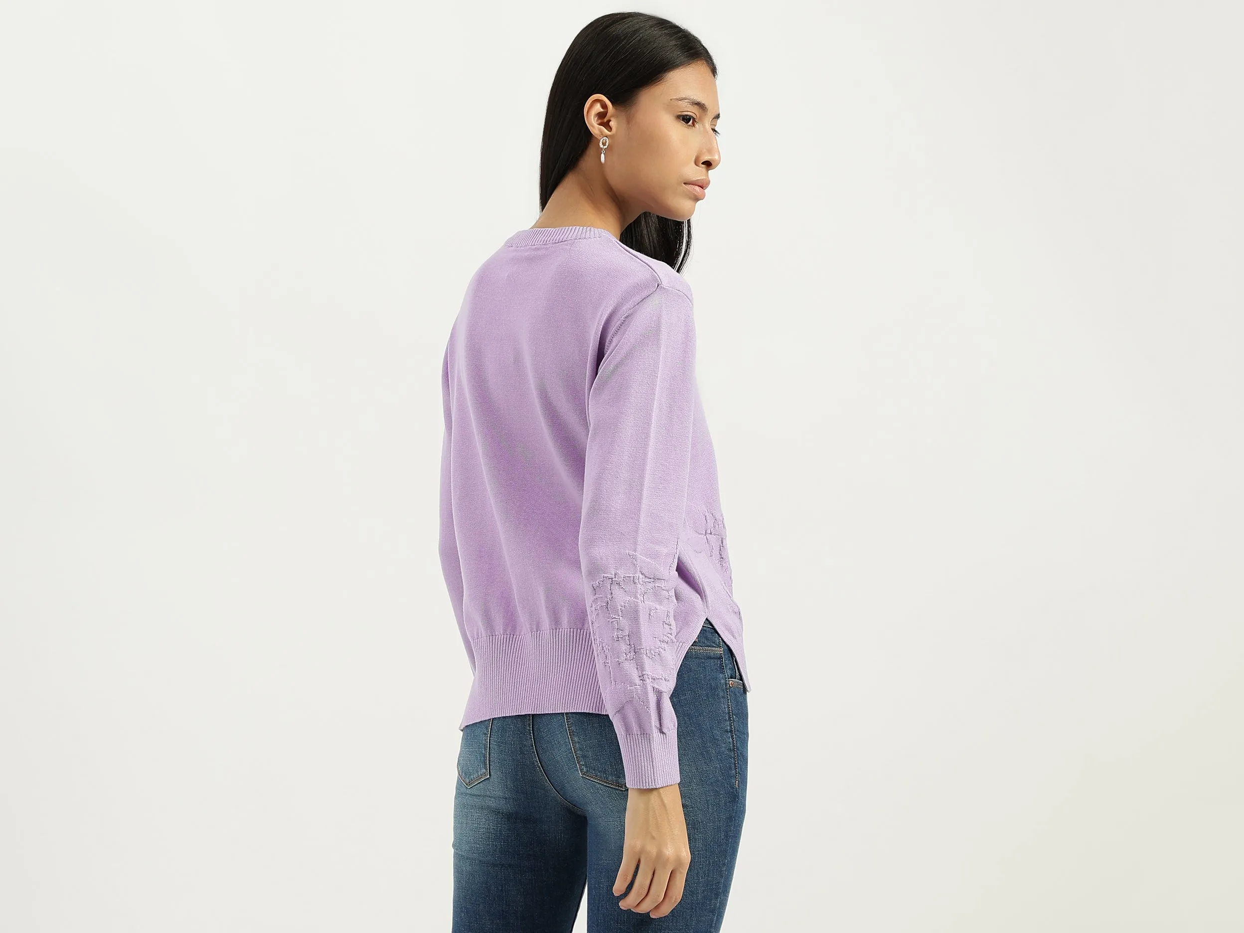 Round Neck Textured Sweatshirts