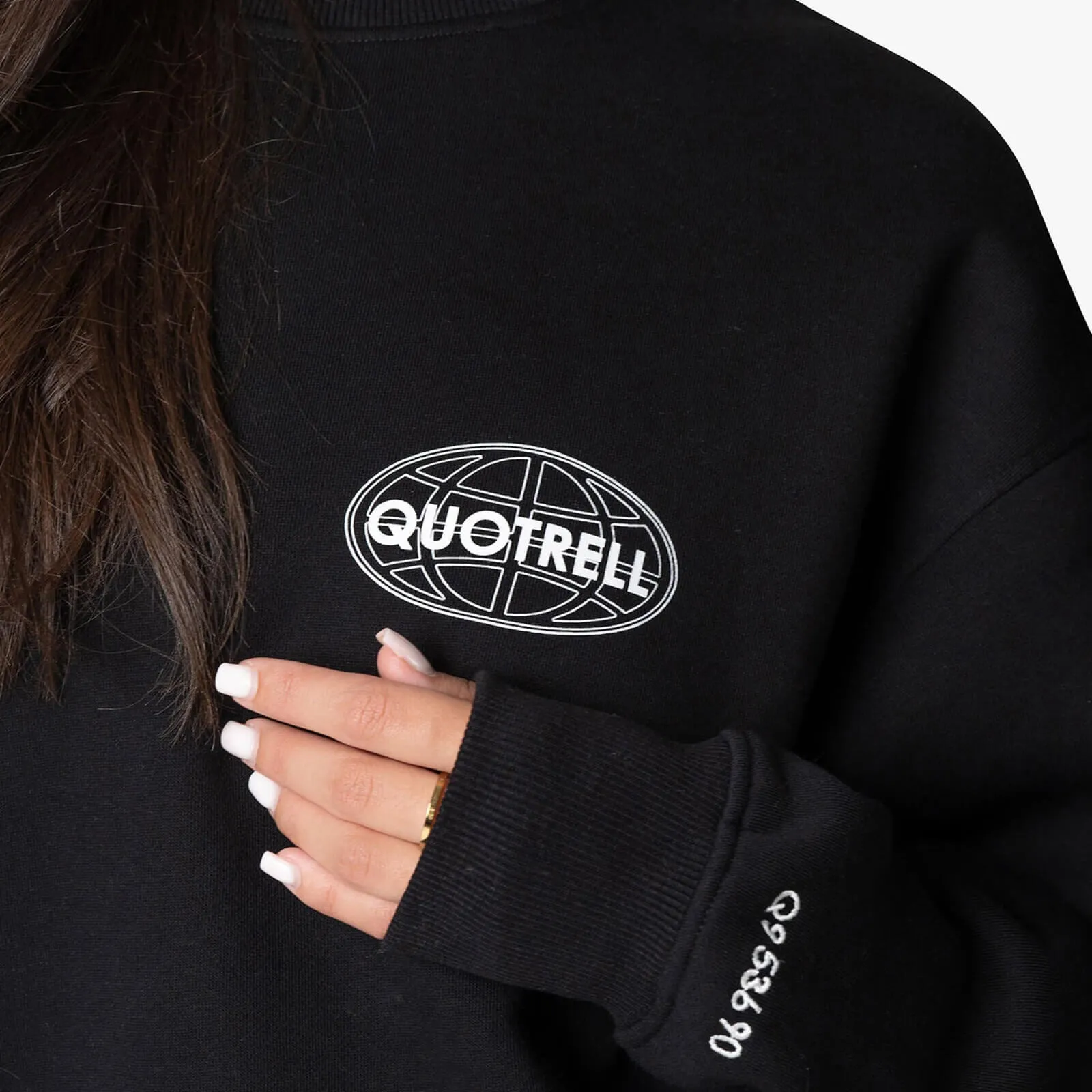 STRATIX CREWNECK | BLACK/WHITE