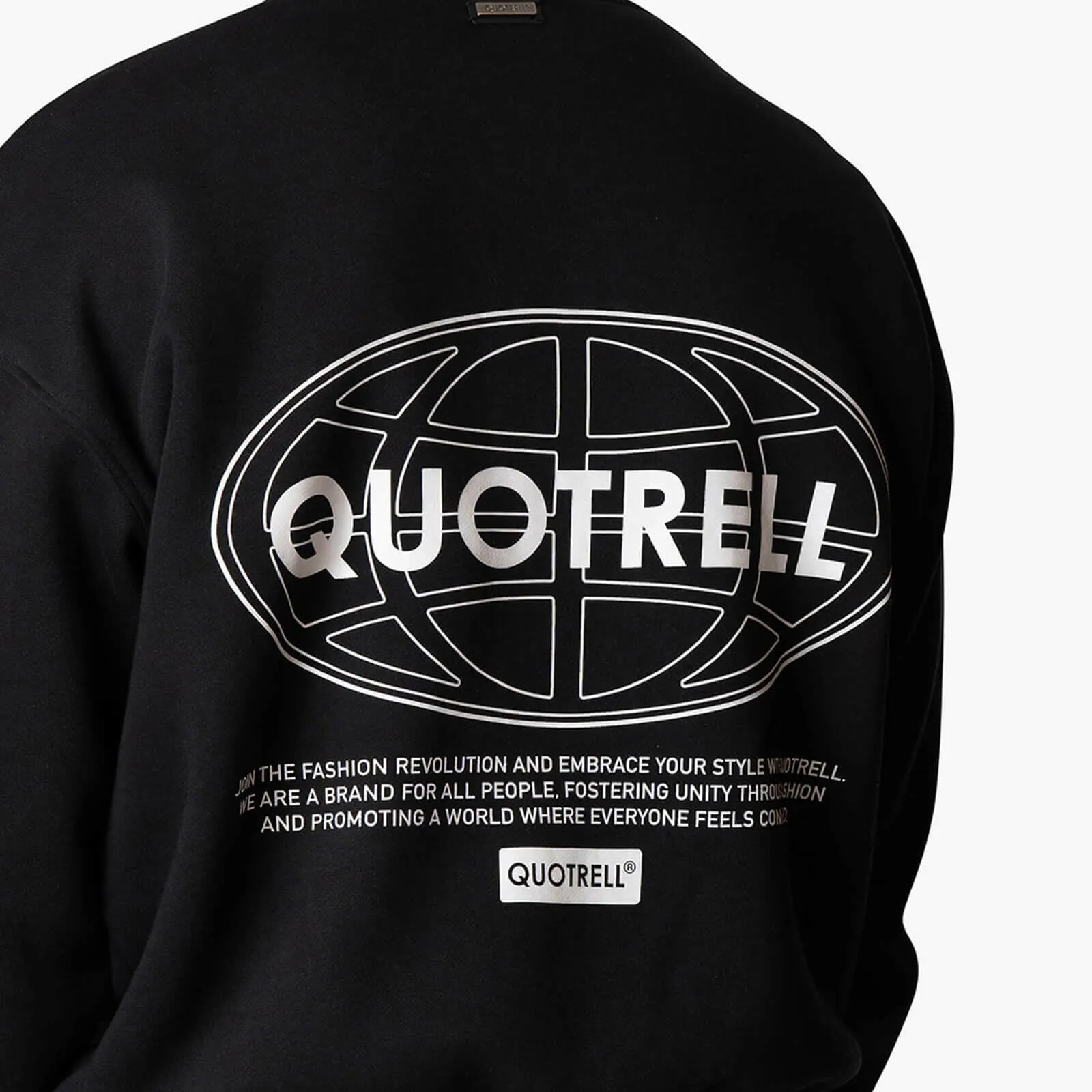 STRATIX CREWNECK | BLACK/WHITE