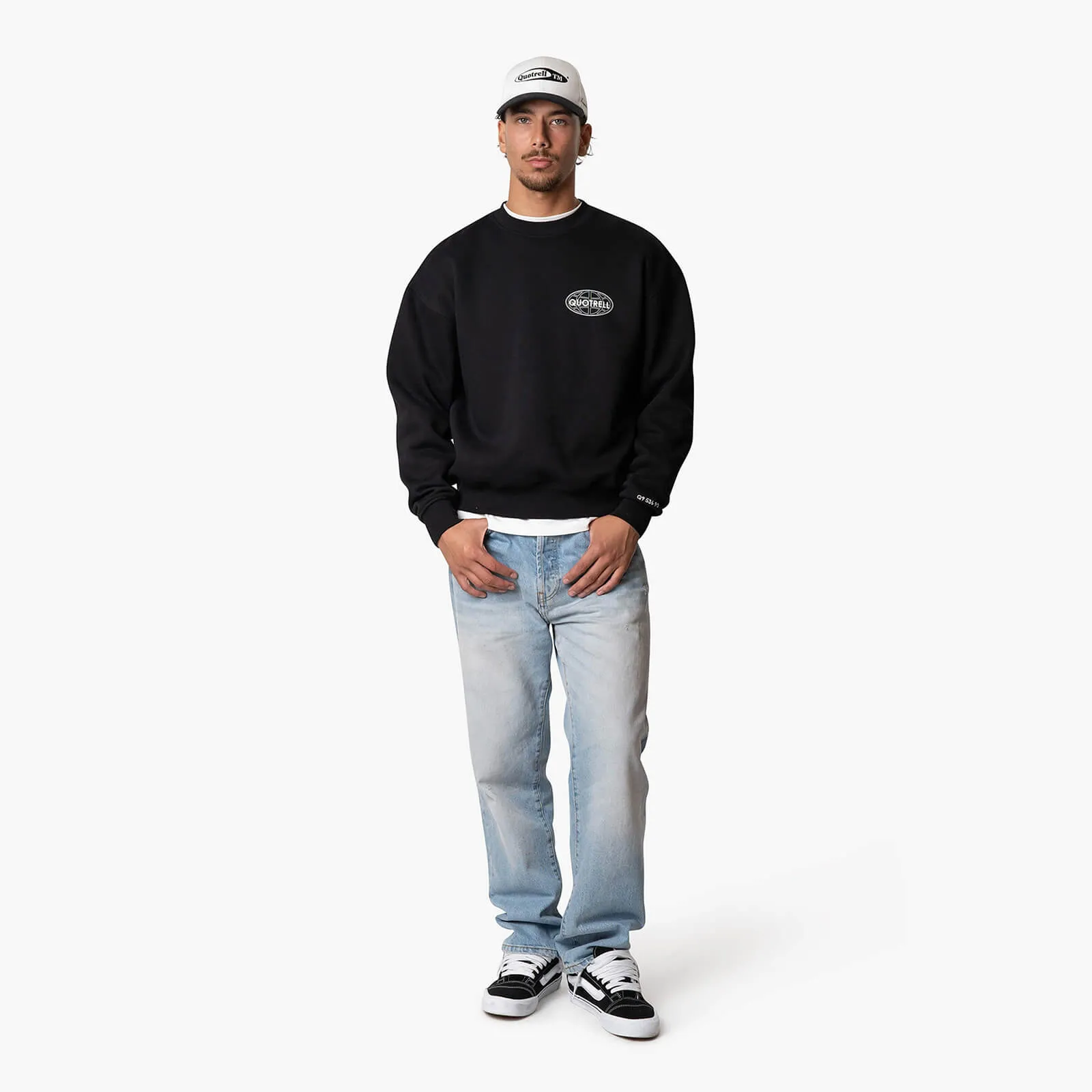 STRATIX CREWNECK | BLACK/WHITE