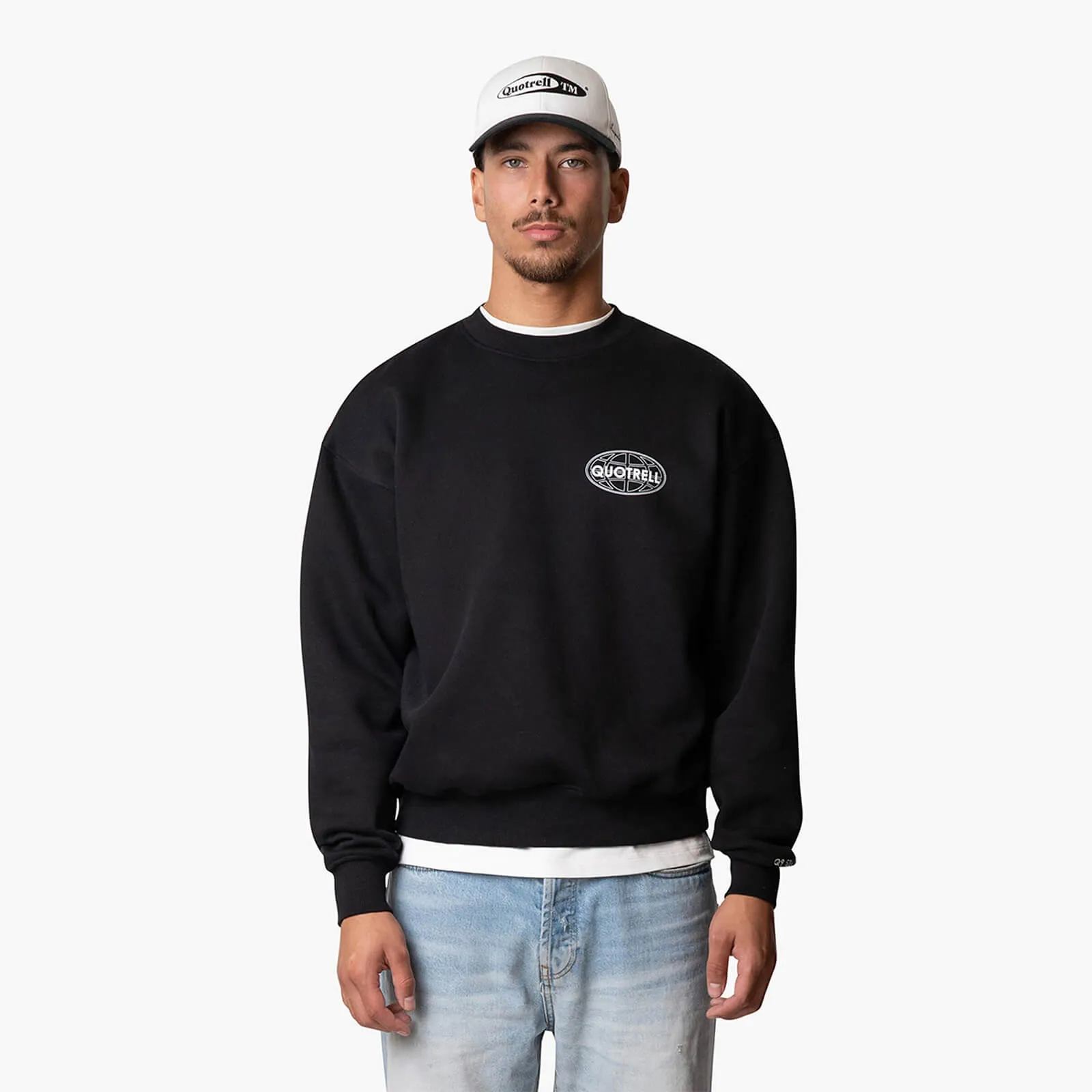 STRATIX CREWNECK | BLACK/WHITE