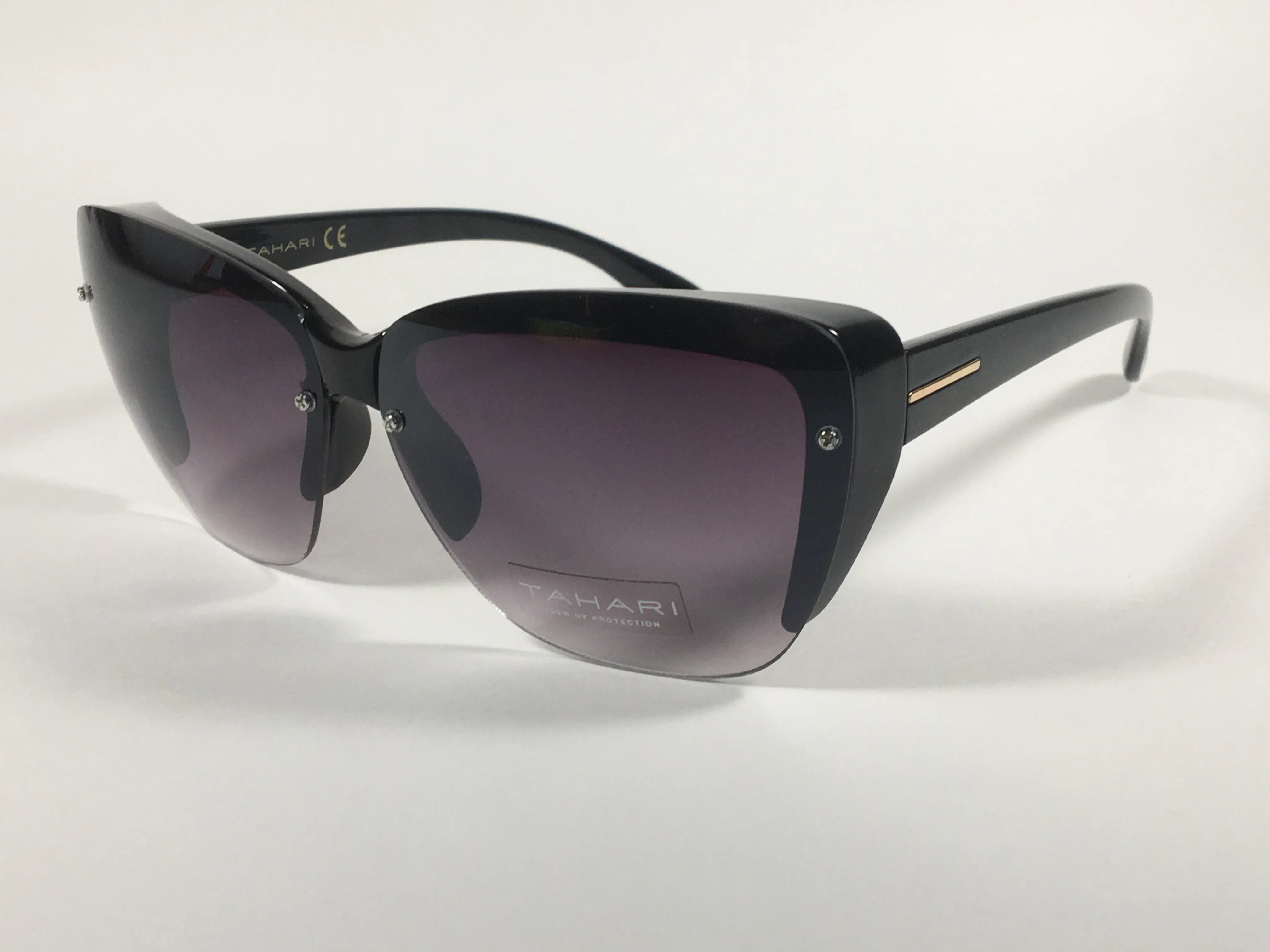 Tahari Shield Cat Eye Sunglasses Black Frame Smoke Gray Gradient Lens TH705 OX