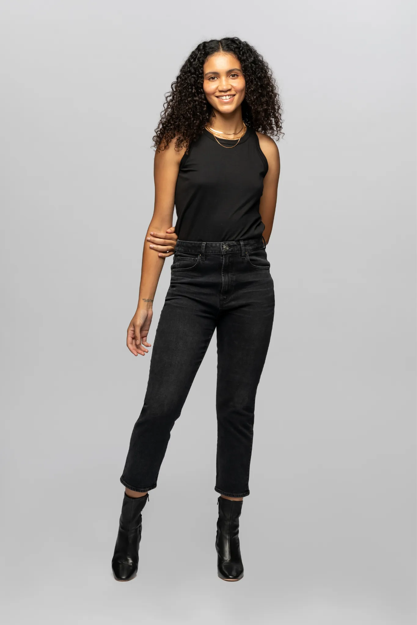 The Straight Crop - Moonlit Black