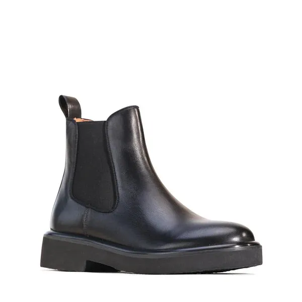 Thea Boots